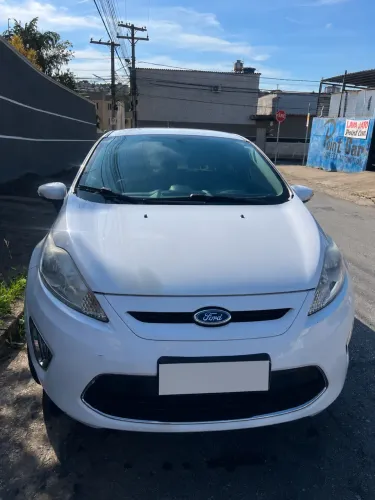 Ford Fiesta SE 1.6 16V Flex 5P 2013
