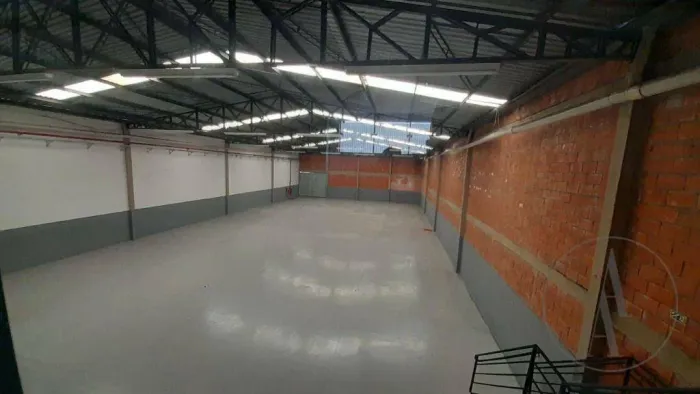 GALPÃO PARA LOCAÇÃO ZONA INDUSTRIAL IPORANGA SOROCA/SP.