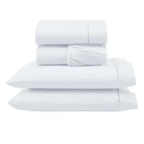 Jogo de Cama na cor branca Cama King