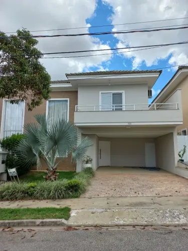 Casa co 3 suítes a venda no Condomínio Royal Park