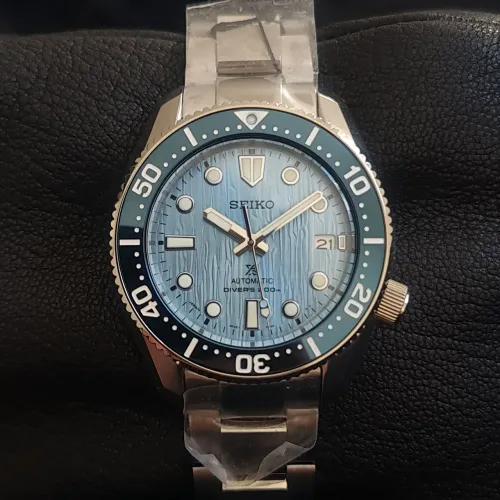 Seiko MM200 Glacier