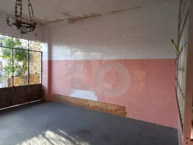 Imóvel Duplex Versátil com 2 Pavimentos e Varanda no Siqueira Campos