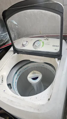 Maquina de lavar COM DEFEITO
