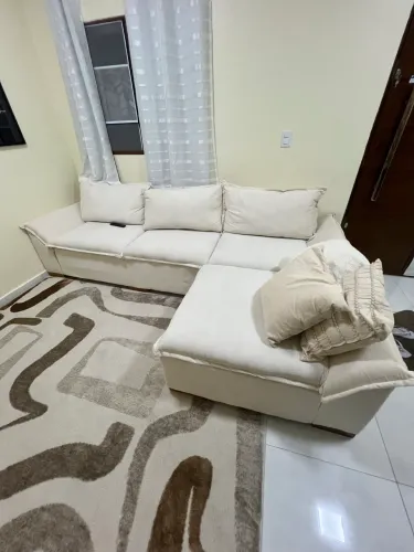Sofá L novo