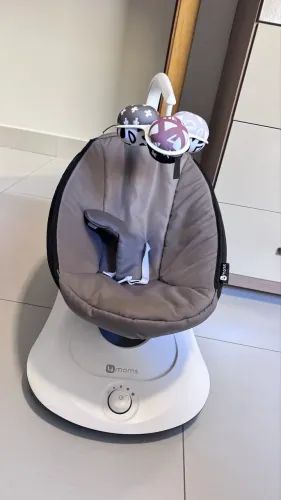 Cadeira de Balanço 4moms MamaRoo Original - Excelente Estado