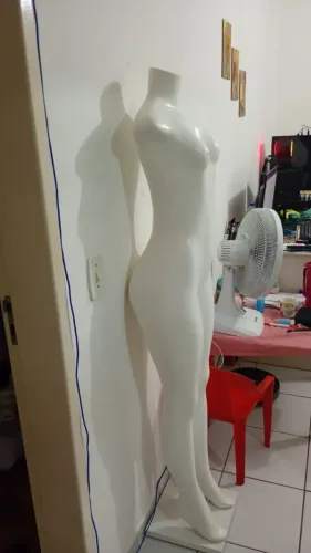 Manequim feminino