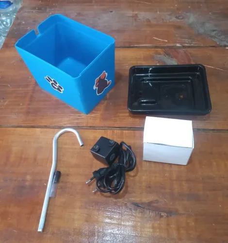 Bebedouro Fonte de Água para Gatos 1,8L Silencioso, Econômico - AGBE