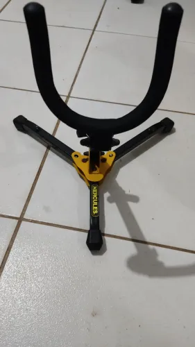 SUPORTE PARA SAX ALTO 