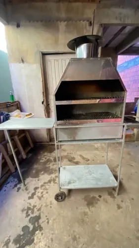 Carrinho de churrasco