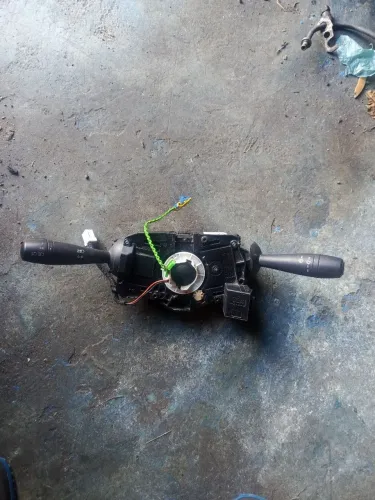 Comando de seta do Sandero e Logan 2015 em diante.
