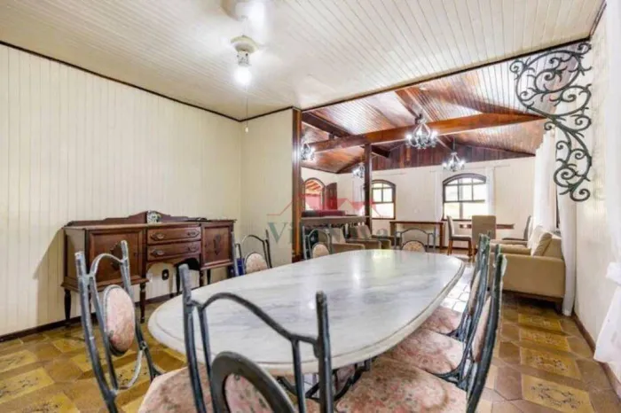 Chácara com 5 dormitórios à venda, 2500 m² por R$ 1.260.000 - Terras de Itaici - Indaiatub