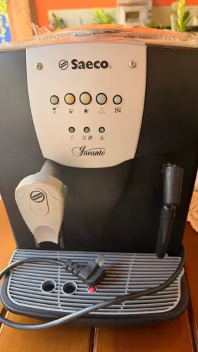 Máquina de Café Expresso Incanto Saeco
