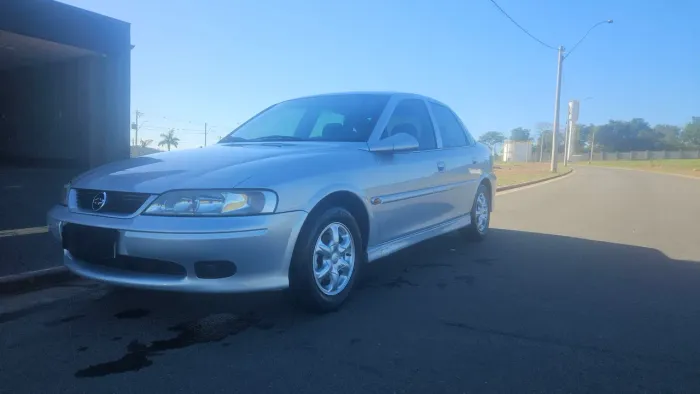 Chevrolet Vectra GL 2.2 MPFI Milenium 2001