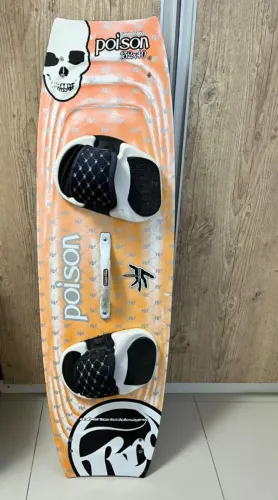 ?Kite Surf RRD Poison LTD 132x40 - Edição Limitada (Carbono)