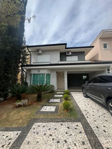 Casa à Venda no Condomínio Vivenda das Cerejeiras em Valinhos, no bairro Jardim Alto da Co