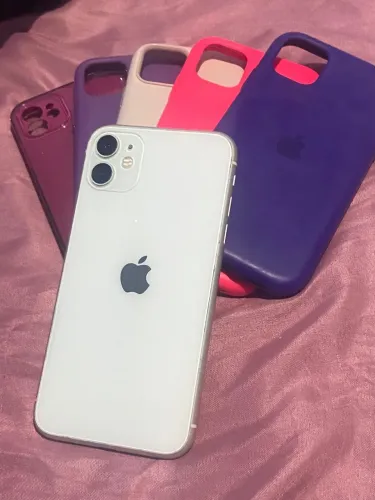 IPhone 11 /// 64gb