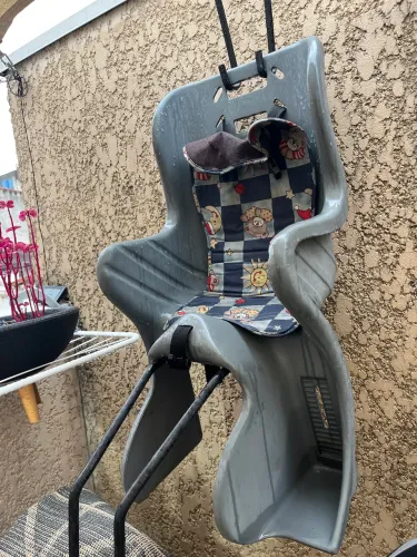 Cadeirinha traseira para bicicleta