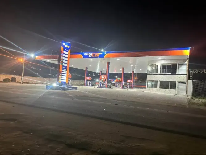 Imóvel para venda possui 1650 metros quadrados em Centro - Lagoa do Carro - PE