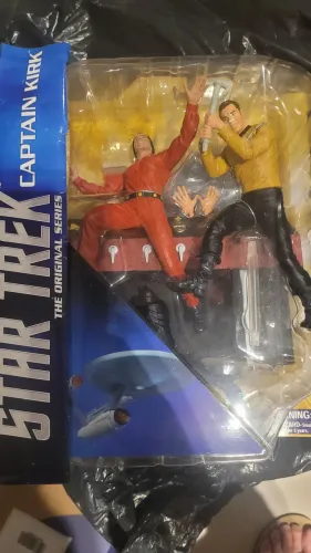 Colecionáveis Star Trek Captain Kirk