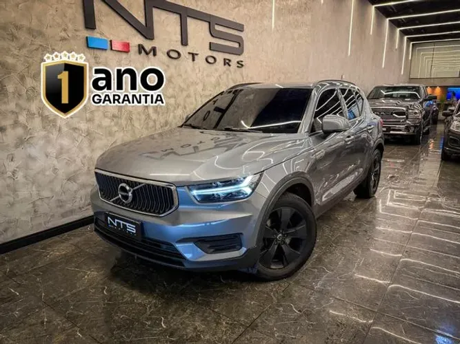 Volvo XC40 XC 40 T-4 Momentum 2.0 190cv FW 2019