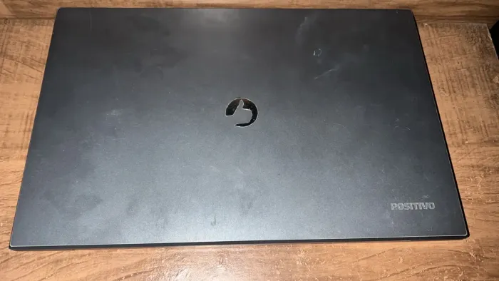 Notebook positivo novinho