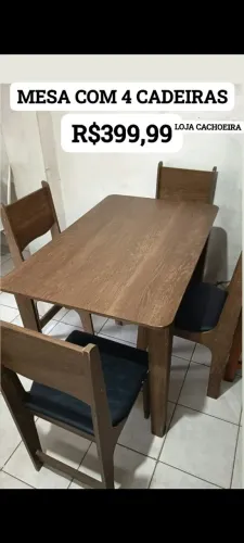 Mesa com 4 cadeiras