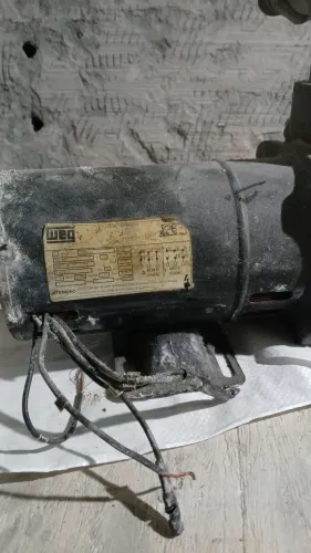 BOMBA DE ÁGUA WEG