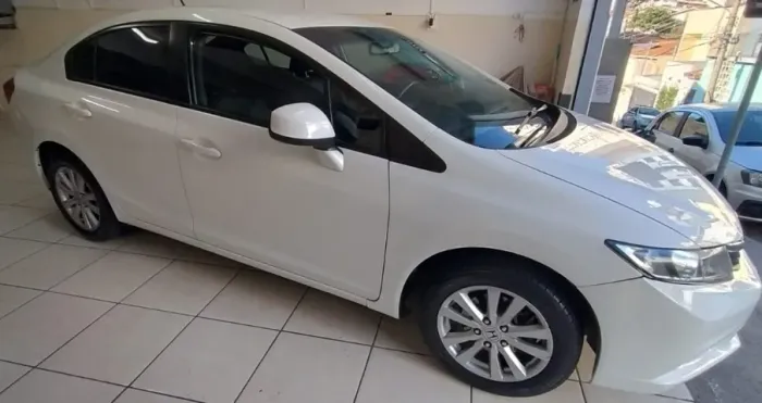 Honda Civic Sedan LXS 1.8/1.8 Flex 16V Aut. 4P 2015
