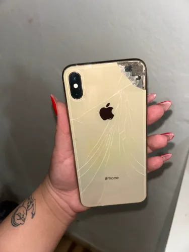 iphone xr COM DEFEITO