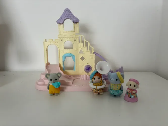 sylvanian families (casa+o set de musica+o koala)
