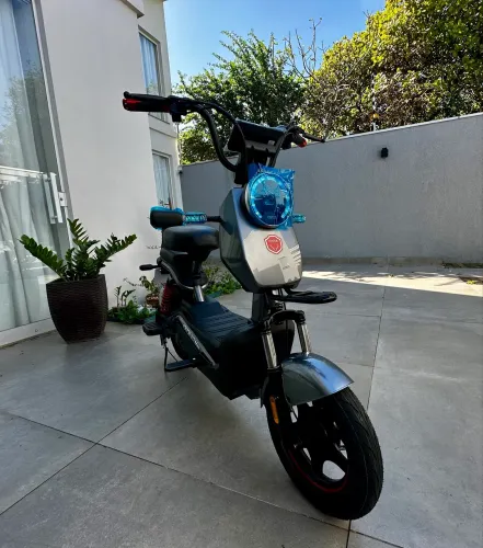 Moto elétrica Foston X13 MAX