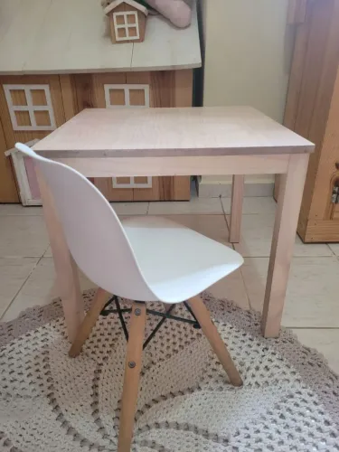Mesinha com cadeira eiffel infantil 