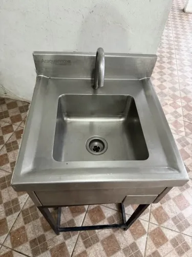 Pia em inox industrial