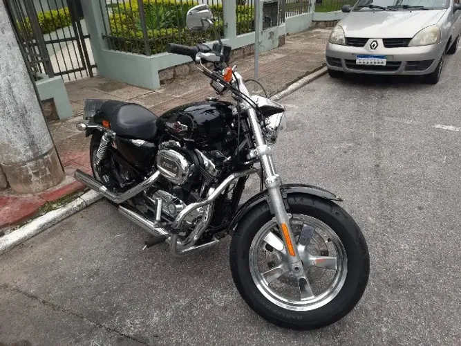HARLEY-DAVIDSON Sportster 1200