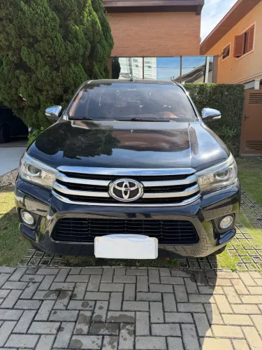 Toyota Hilux CD SRX 4X4 2.8 TDI 16V Diesel Aut. 2017