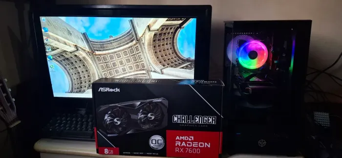 Pc Gamer i7 9700/ RX 7600 /16GB
