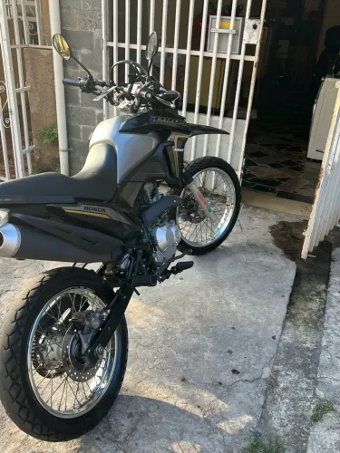 Honda bros 160 único dono