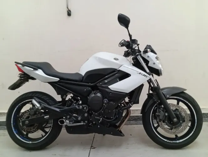 XJ6N Nova 