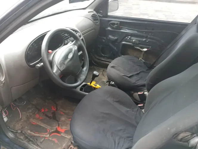 Ford Courier 1.6 L/ 1.6 Flex 2005