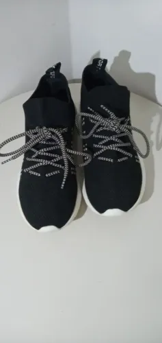 Tênis Santa Lolla ( modelo: Knit Sport) Tam.34./ Usado.