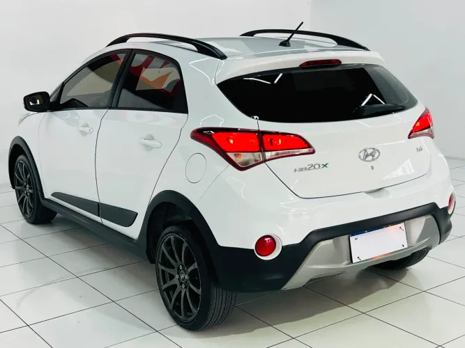 Hyundai HB20X Style 1.6 Flex 16V Mec. 2017
