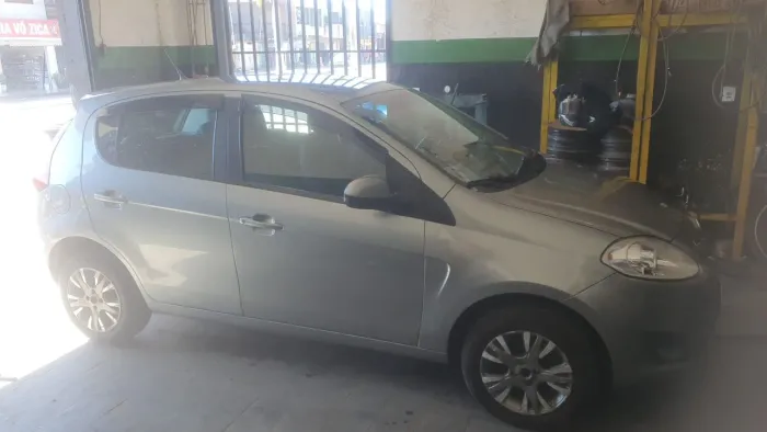 Fiat Palio Attractive 1.0 EVO Fire Flex 8V 5P 2014