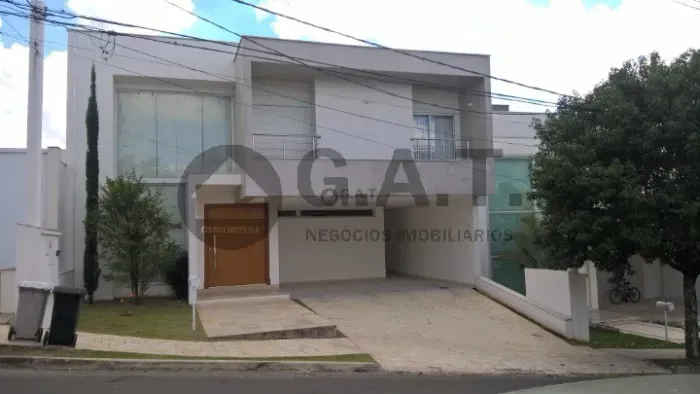 Casa em Condomínio: 4 quartos, 4 suítes, 2 salas, 2 banheiros, 4 vagas - Parque Campolim,