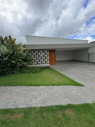 Imóvel para venda com 250 metros quadrados com 3 quartos