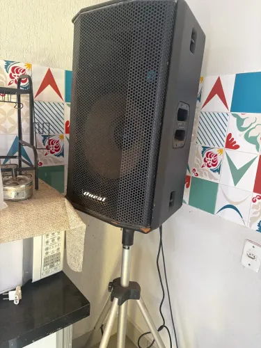 Conjunto som , controladora  + 2 caixas ativas 