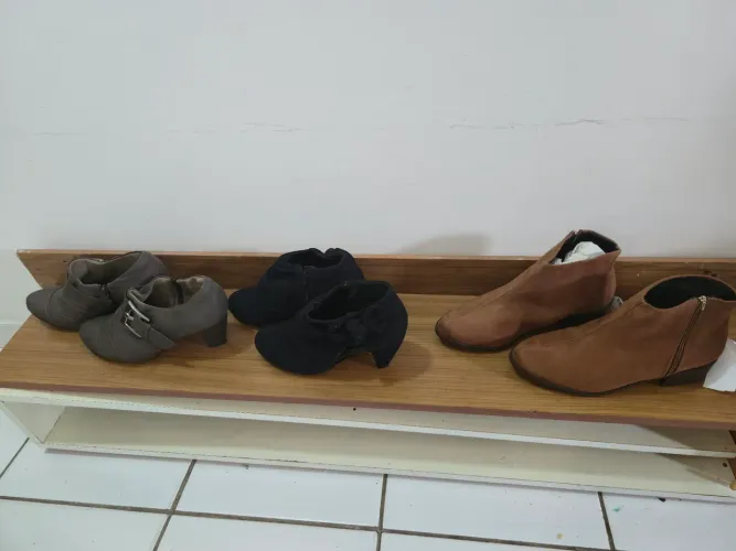 Botas