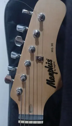 Guitarra Tg Mb 30