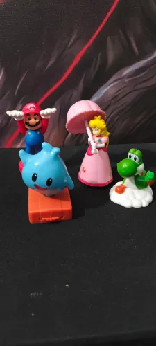Miniaturas Colecionáveis de 11 cm - Personagens do universo Super Mario Word 