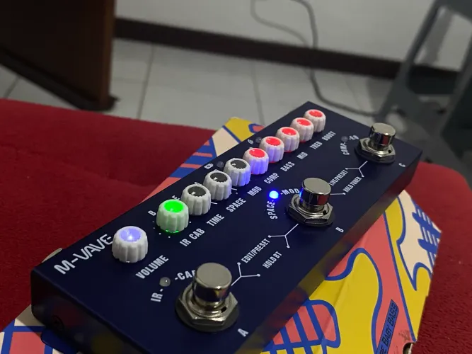 Vendo Pedaleira Cube Baby Bass