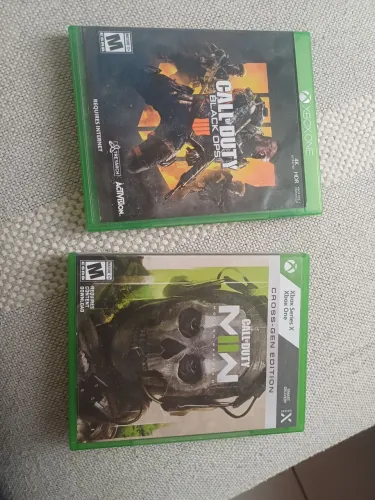 Dois COD pra Xbox one